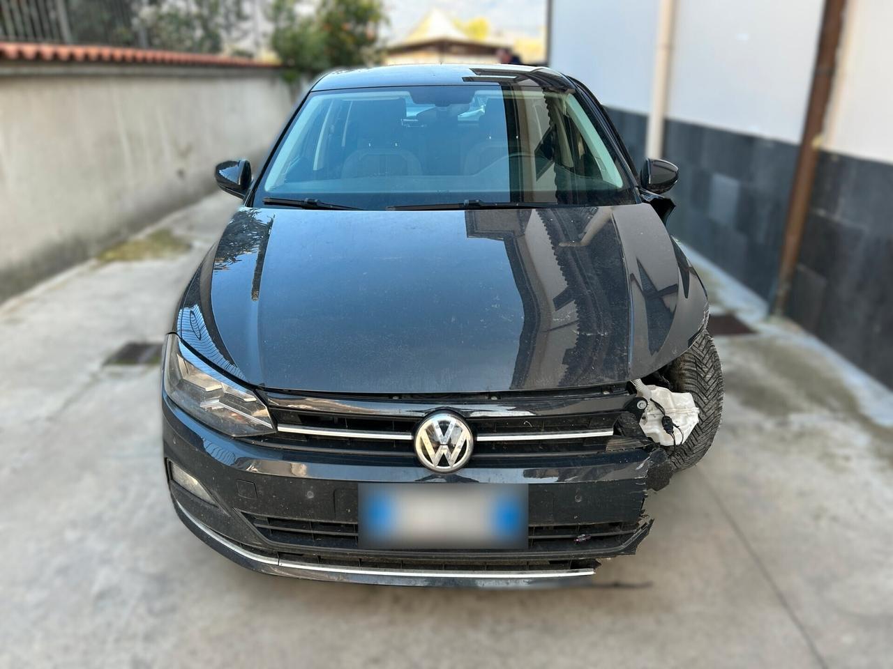 VW Polo 1.6 TDI 95CV - 2019 Incidentata