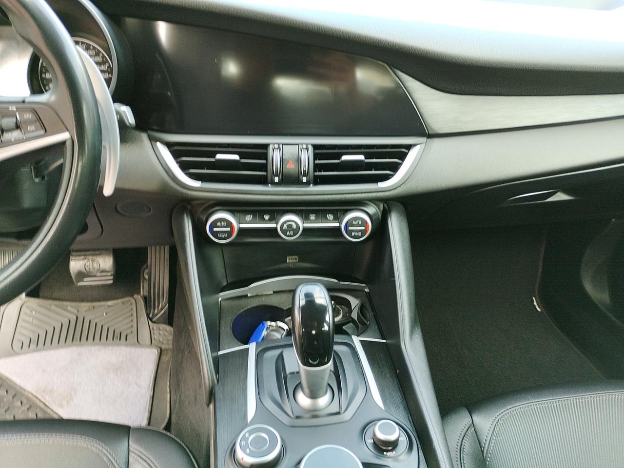 Alfa Romeo Giulia Berlina Giulia 2.2 t eco Business 180cv auto