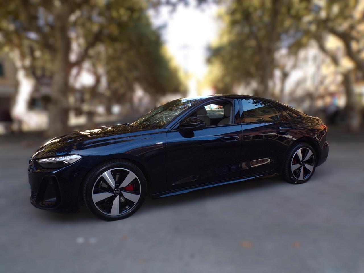 AUDI A5 SEDAN 2.0 TDI MHEV QUATTRO S-LINE BLACK EDITION DEL 2025 CON 19.000 KM