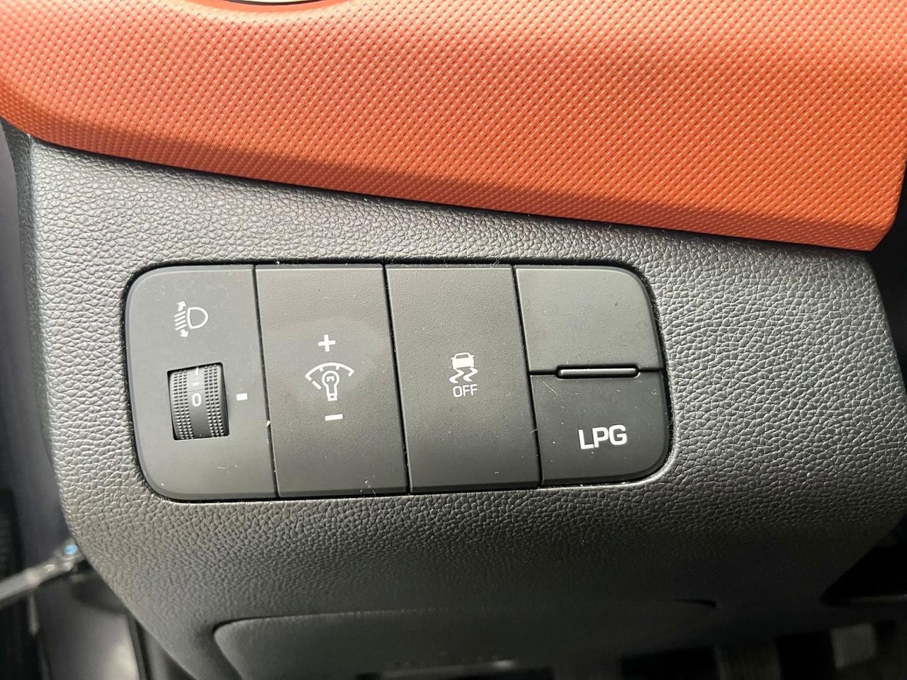 Hyundai i10 1.0GPL 2016 121.000km per neopatentati