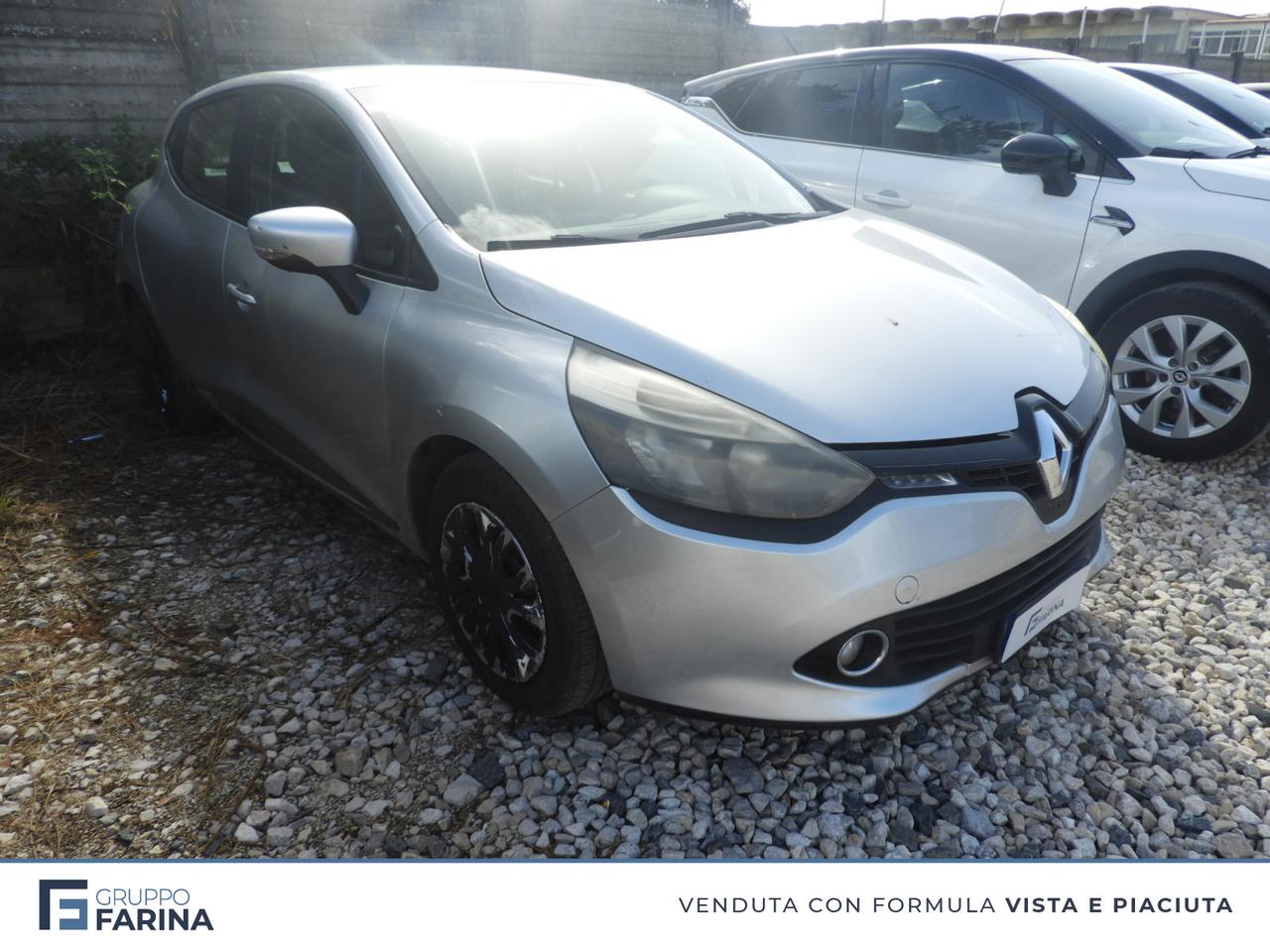 RENAULT Clio IV 2012 - Clio 5p 1.2 Costume National 75cv