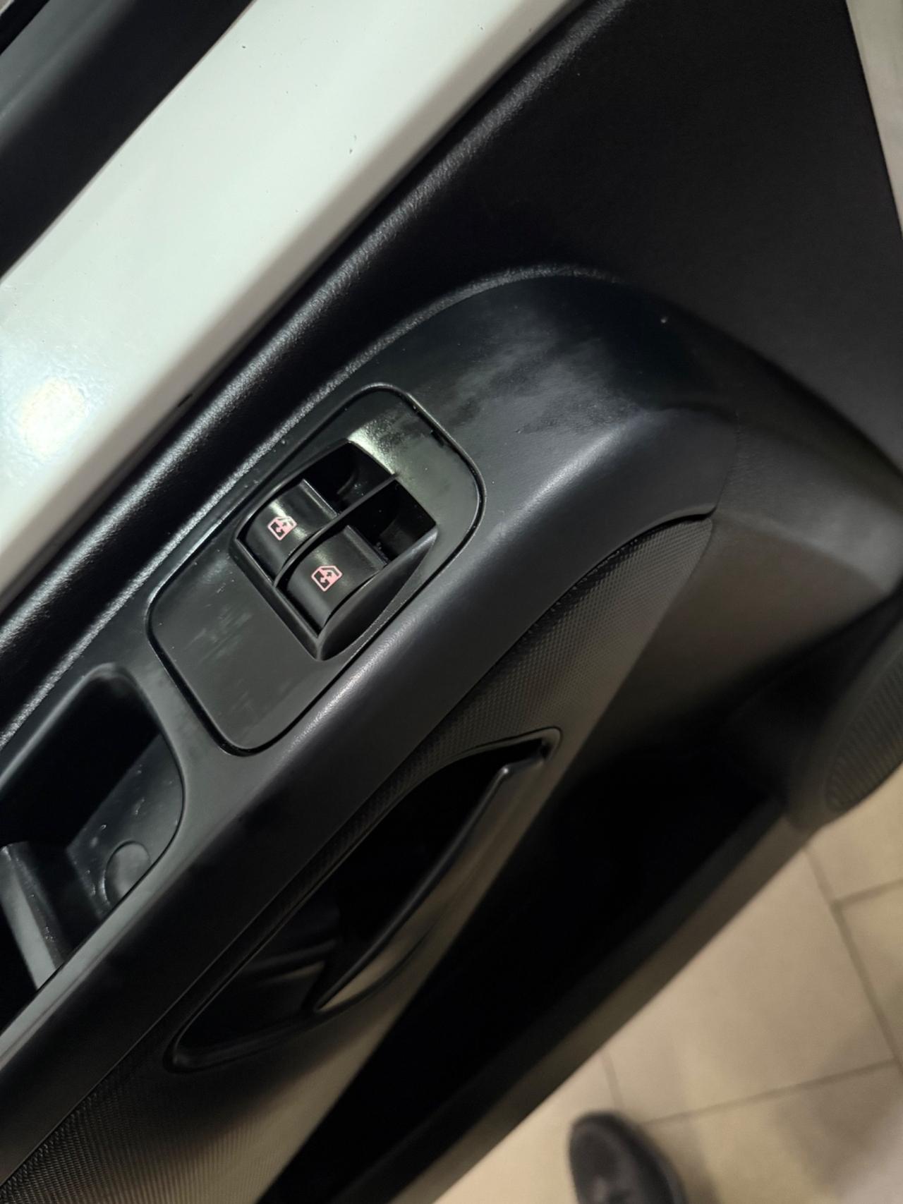 Fiat Fiorino 1.3 MJT 95CV Cargo SX