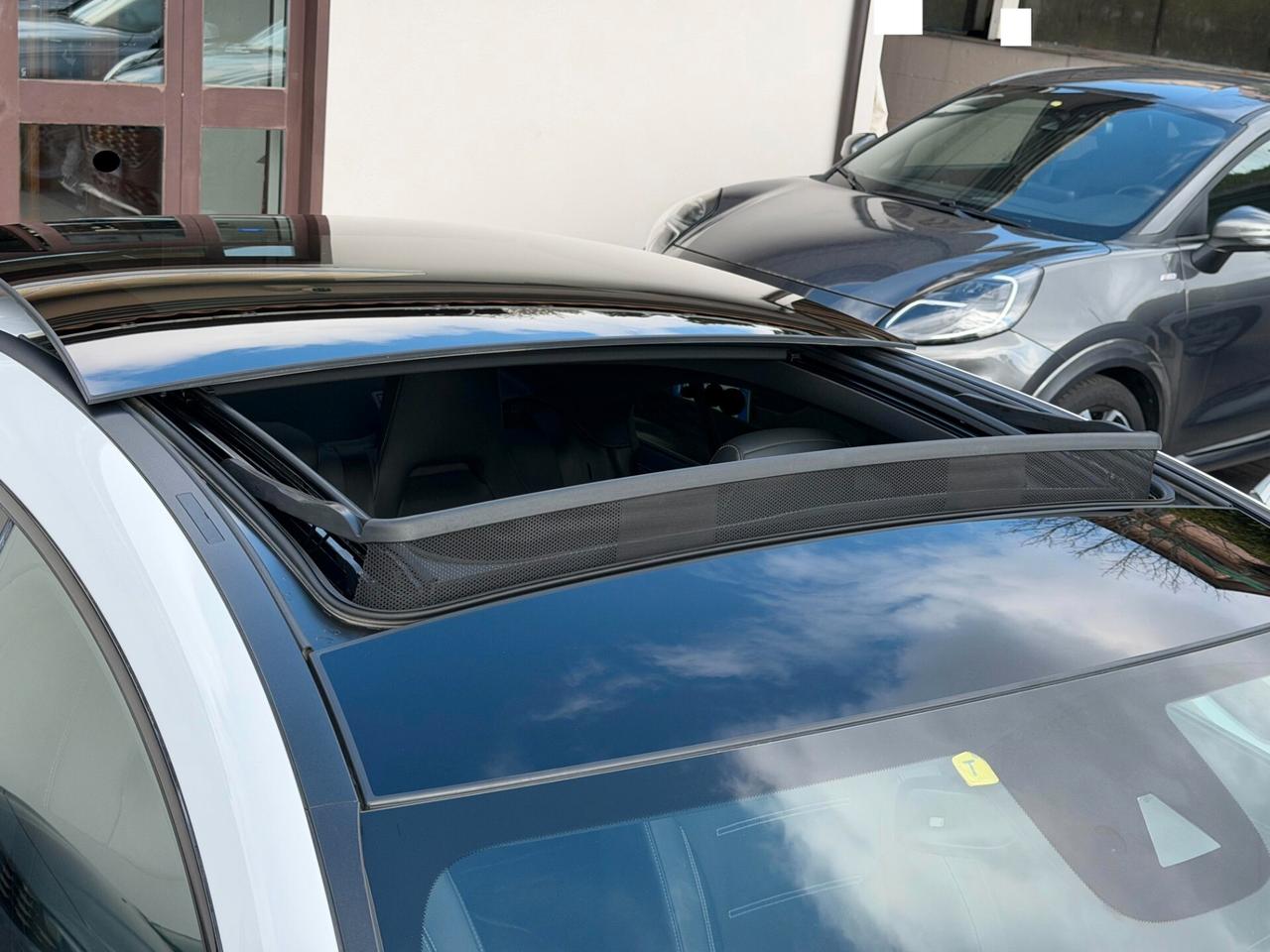 Mercedes-benz CLA 200 D 150 cv. Automatic NIGHT EDITION (Full optional)