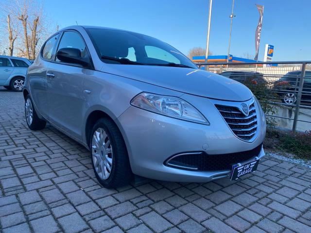 LANCIA Ypsilon 1.2 69 CV 5 porte Gold