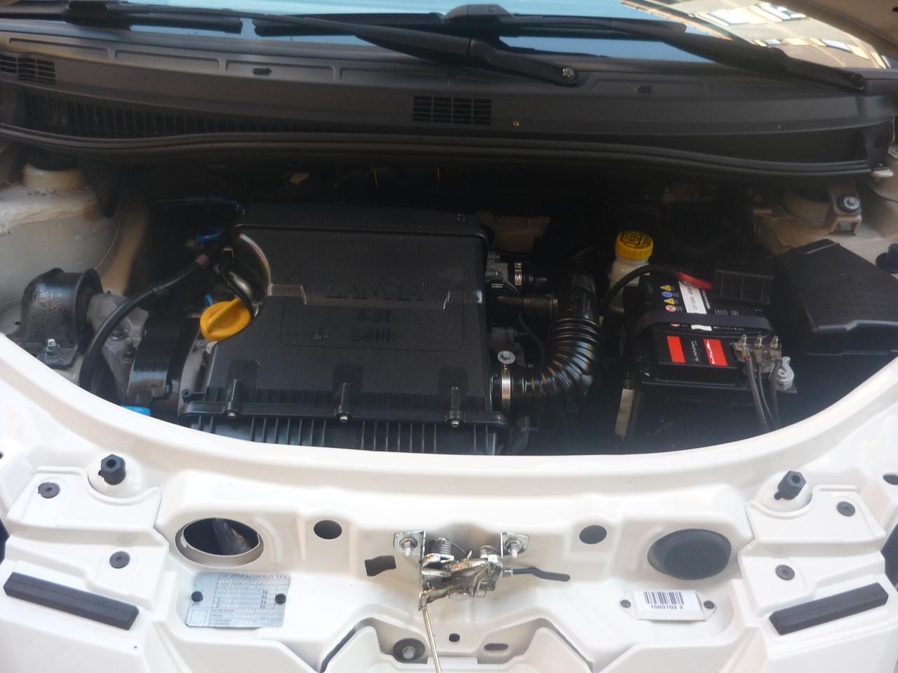 Lancia MUSA 1.4 16V EURO 5 Oro Plus