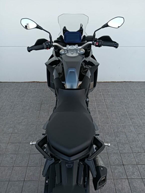 BMW F 900 XR Triple Black Abs