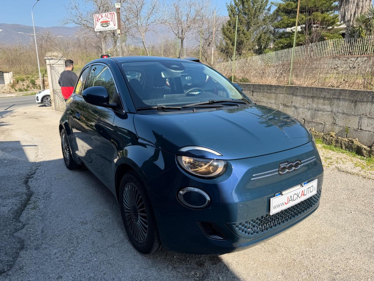 Fiat 500 500e Berlina 23,8 kWh Action