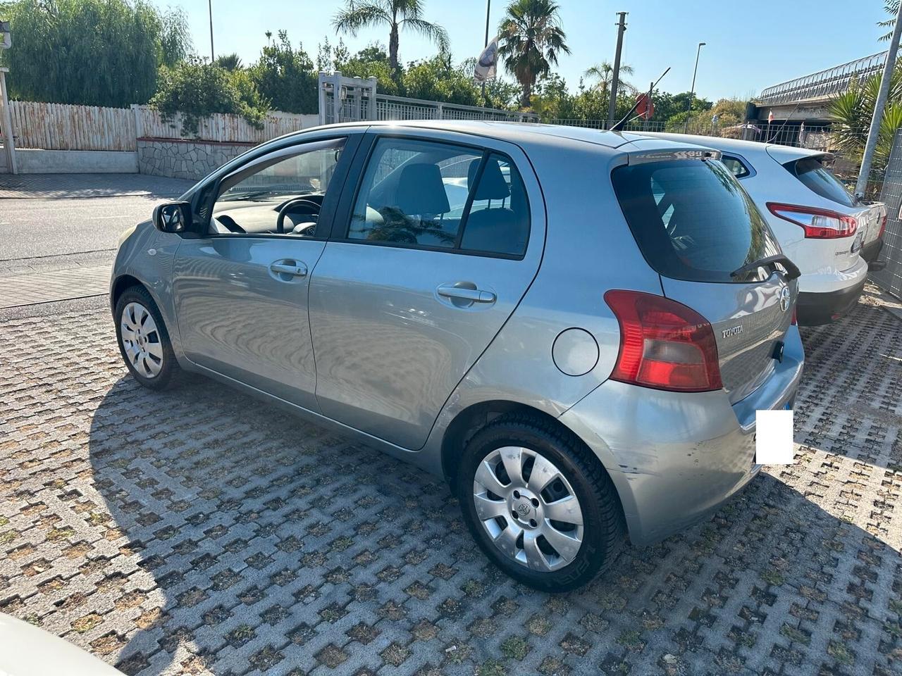 Toyota Yaris 1.3 5 porte Sol-10/2006