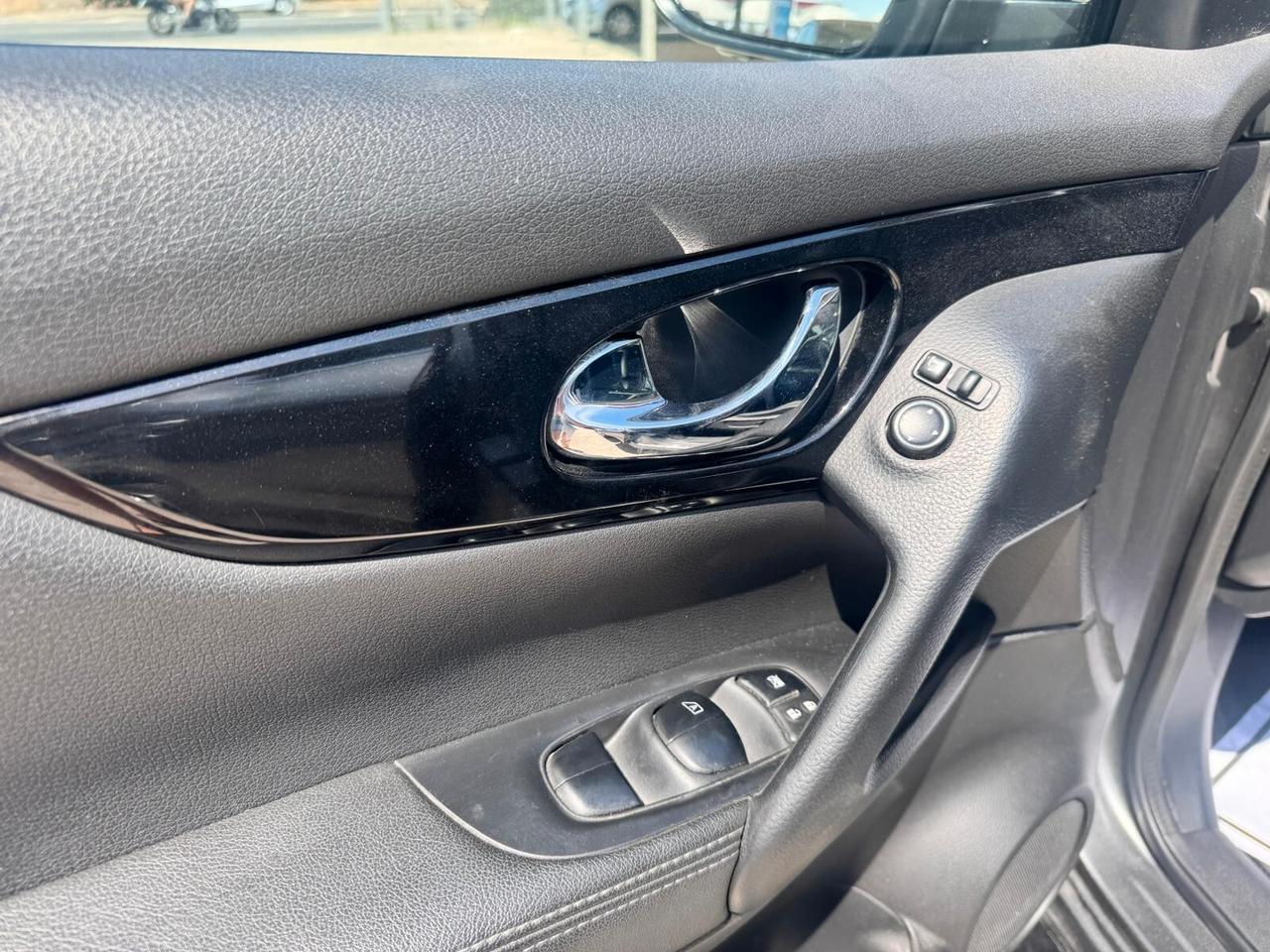 Nissan Qashqai 1.2 DIG-T Tekna AUTOMATICO