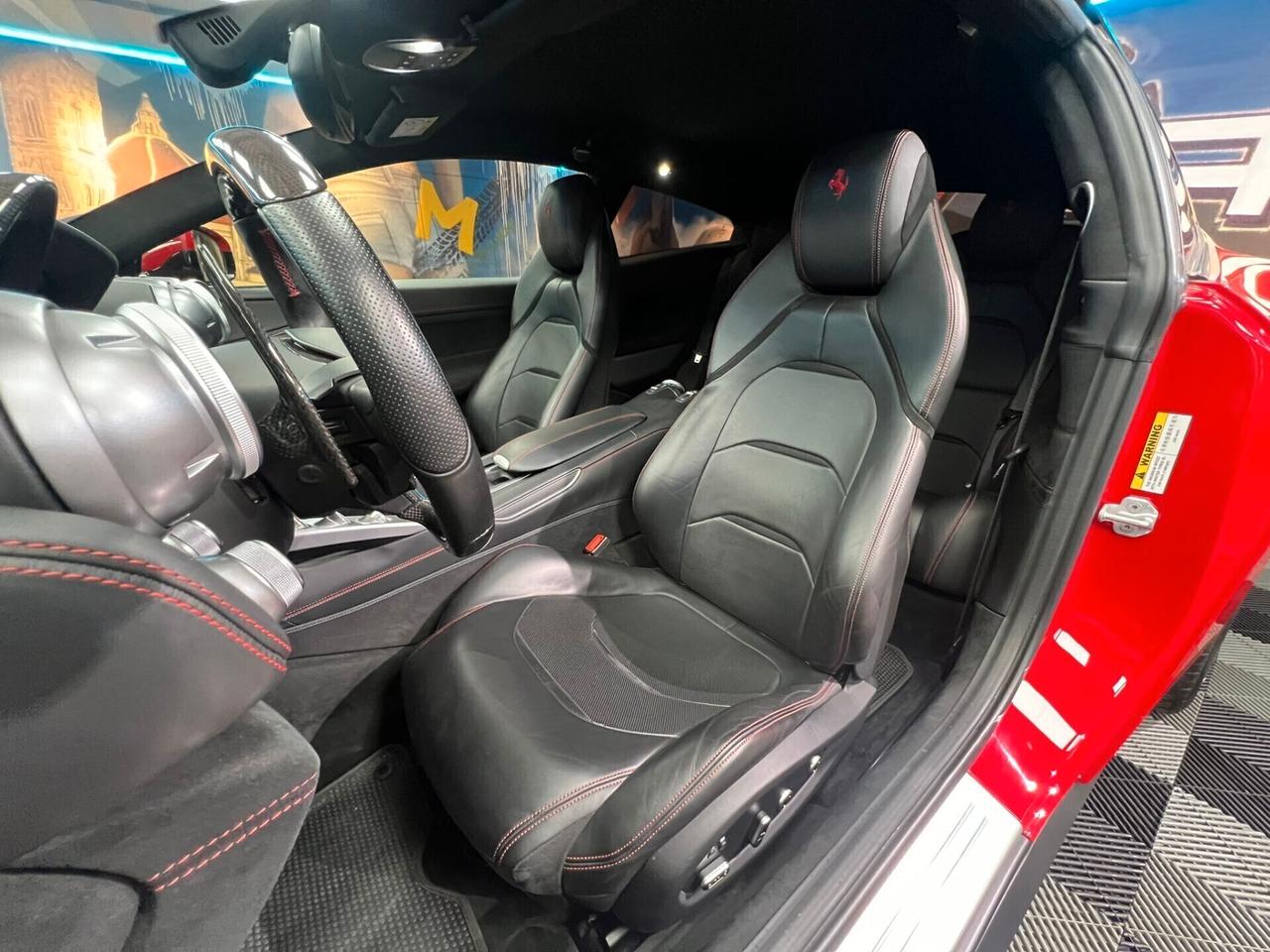 Ferrari GTC4 Lusso 3.9 T dct (296)