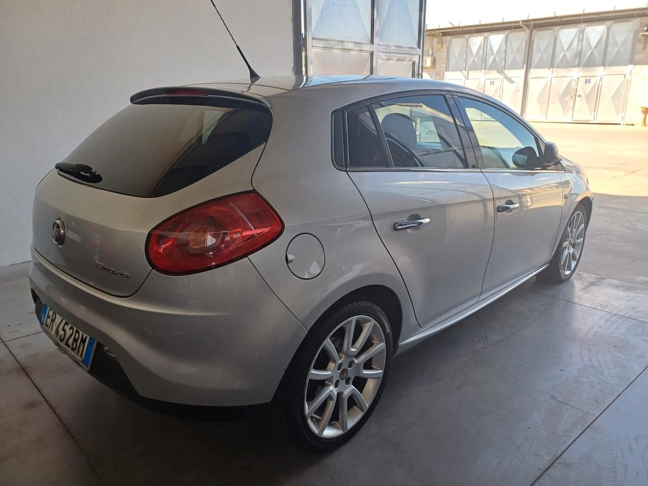 Fiat Bravo 1.6 MJT 120 CV DPF sport Lega18"