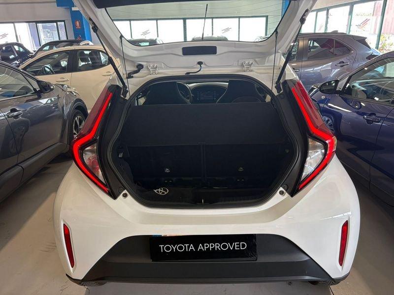Toyota Aygo X 1.0B (72 CV) Active