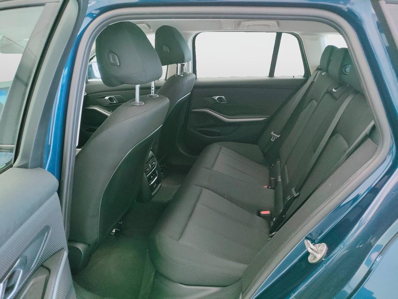 BMW Serie 3 G21 2022 Touring - 320d Touring mhev 48V xdrive auto