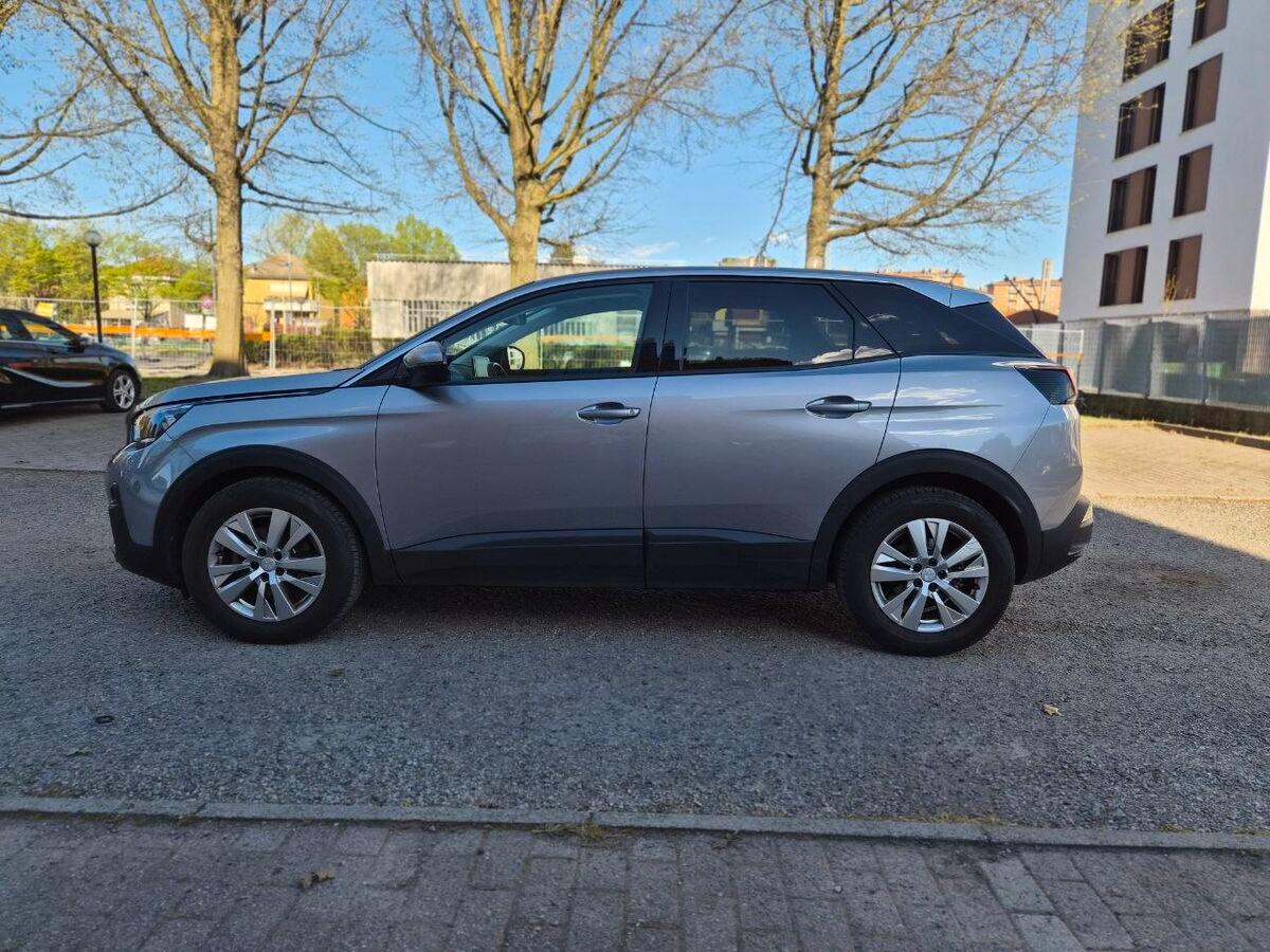 Peugeot 3008 1.5 bluehdi Business s&s 130cv