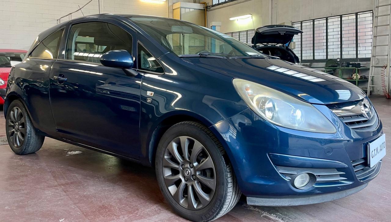 Opel Corsa 1.2 3 porte euro 5 per neopatentati