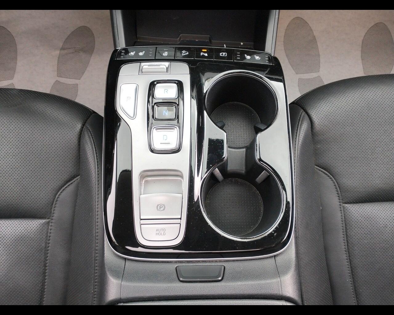 HYUNDAI Tucson 3ª serie Tucson 1.6 HEV aut. Ex...