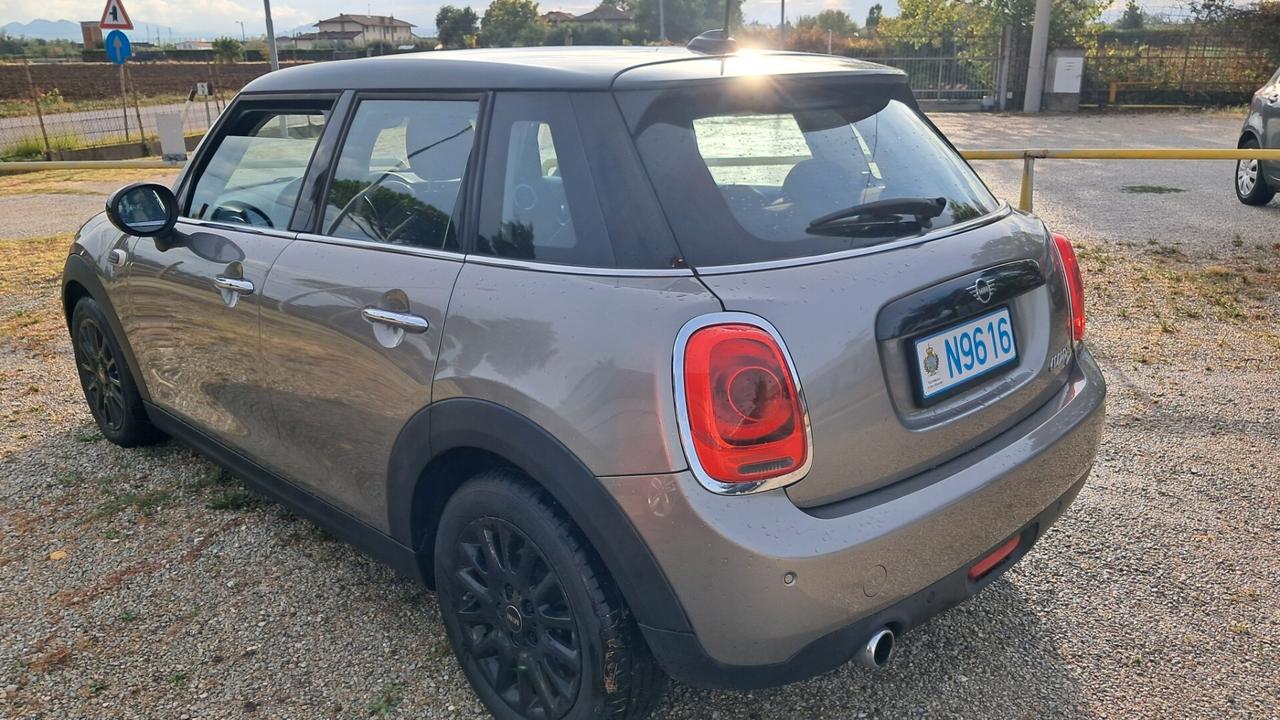 Mini 1.5 Cooper D Baker Street