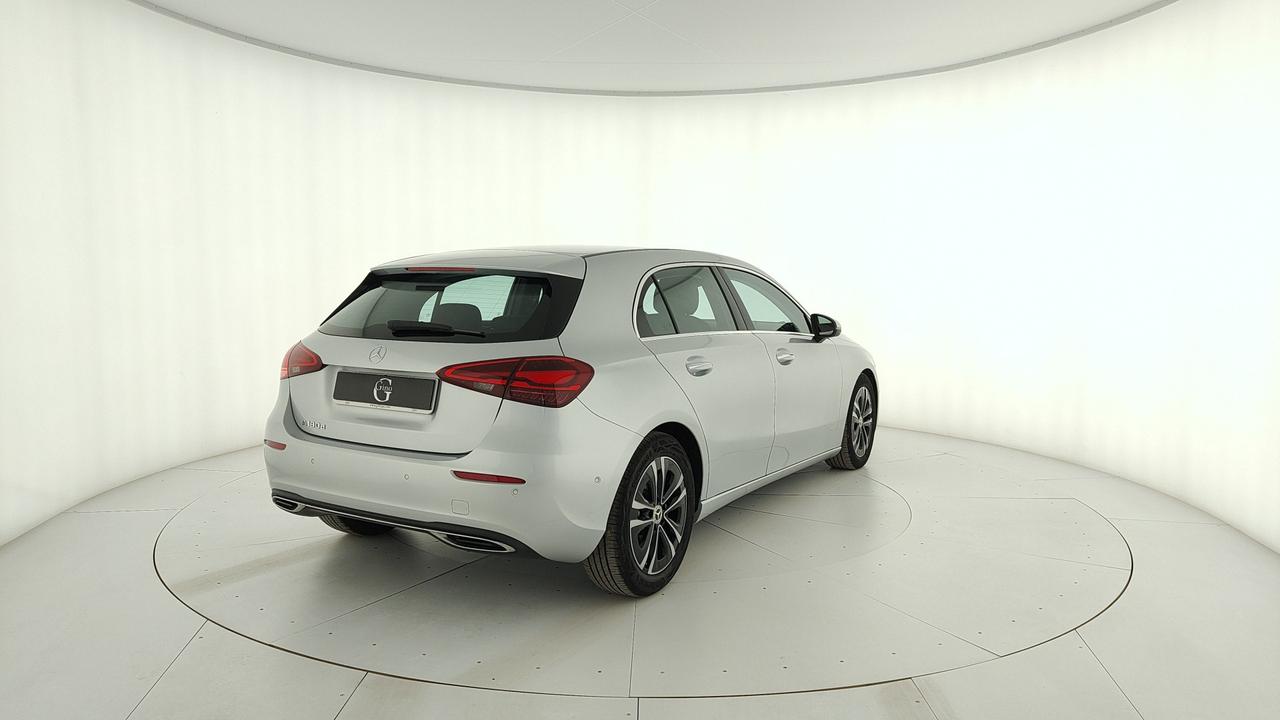 Mercedes-Benz A 180 d Progressive Advanced auto
