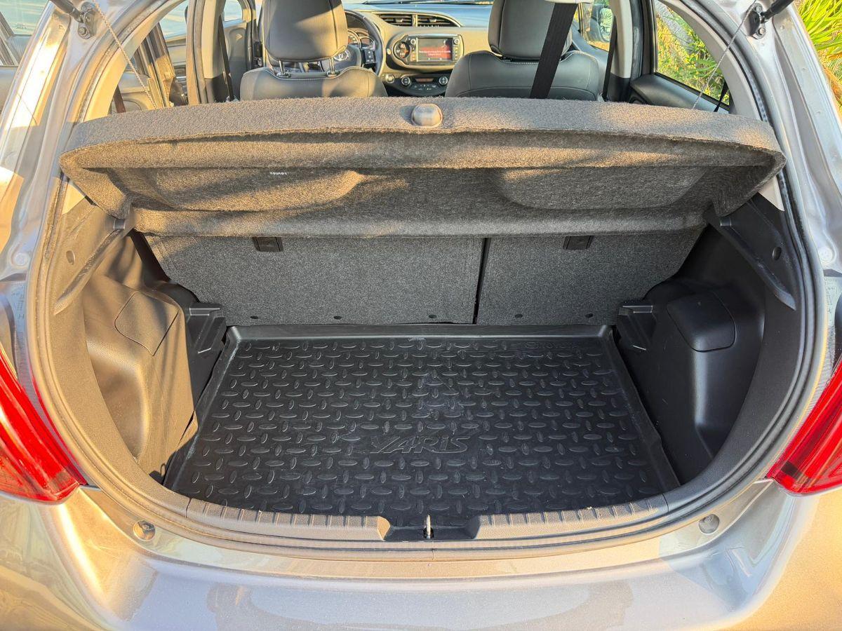 TOYOTA - Yaris - 1.4 D-4D 5p. Business
