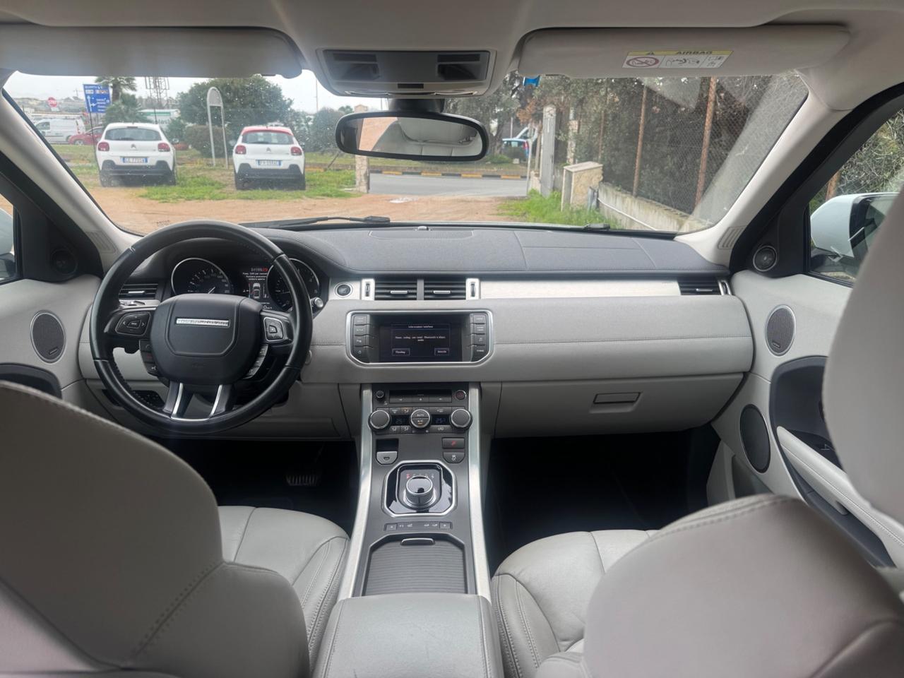 Land Rover Range Evoque 2.2 TD4 5p. Prestige