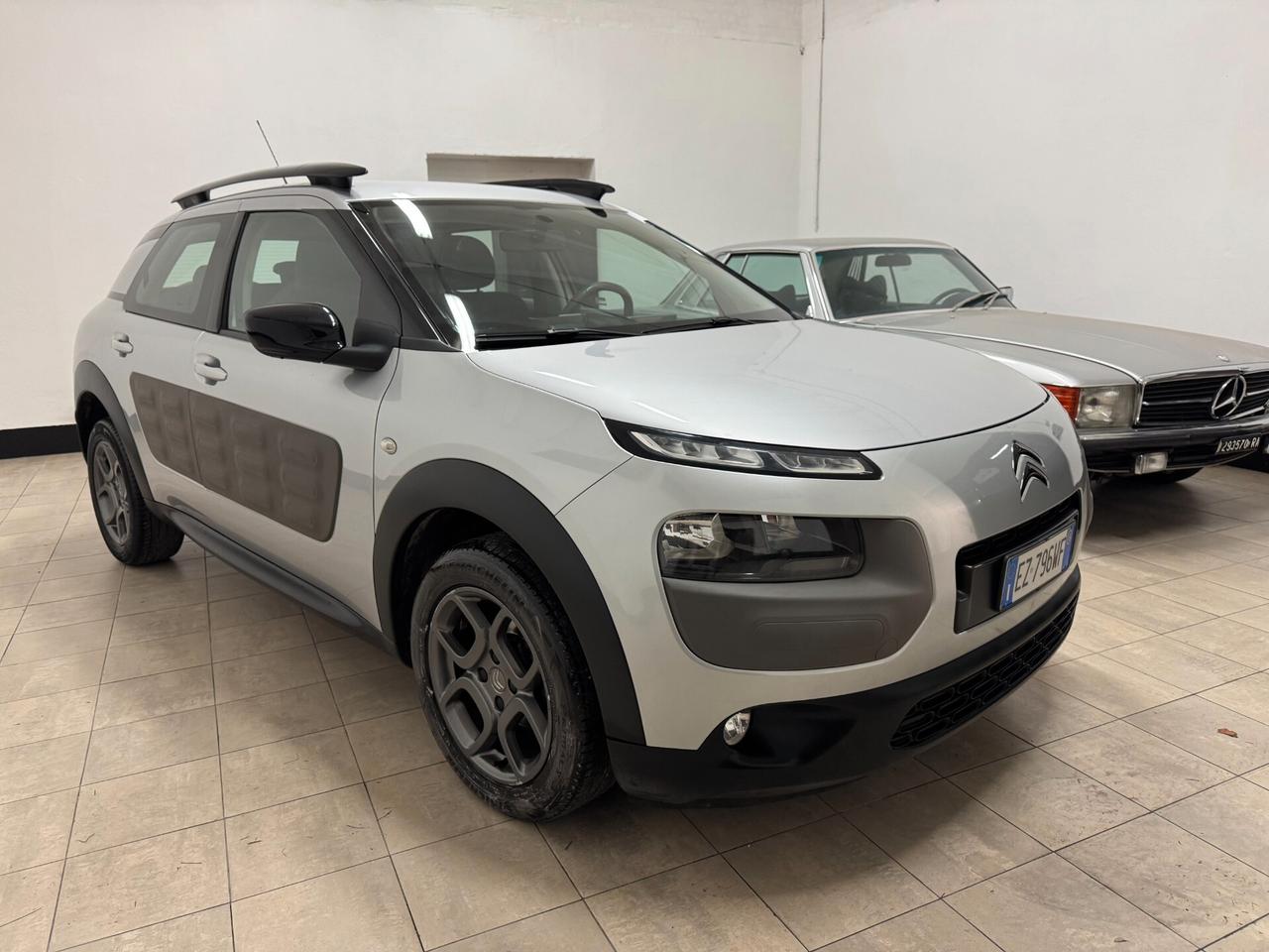 Citroen C4 Cactus PureTech 82 Shine Edition