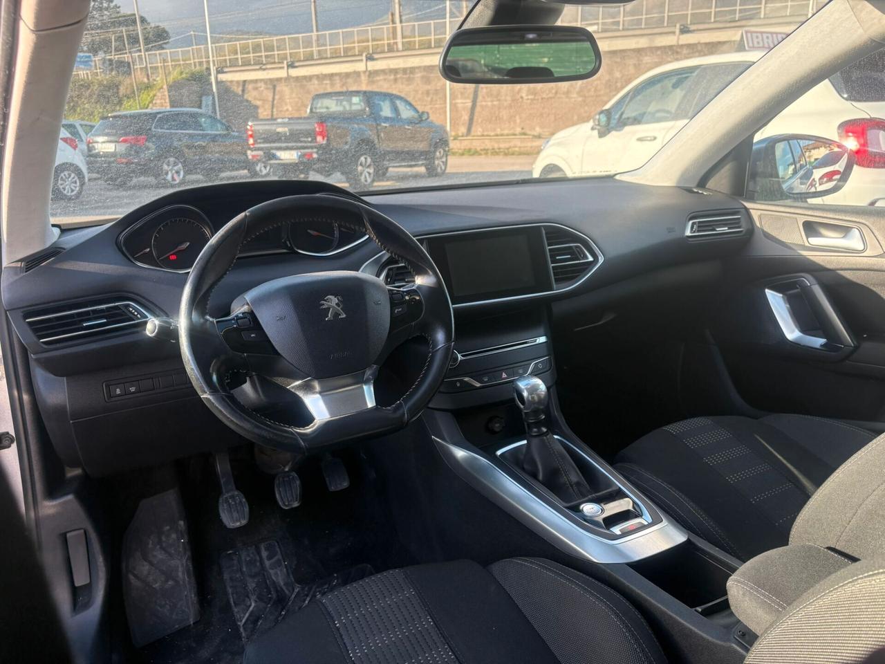 Peugeot 308 BlueHDi 120 S&S Allure