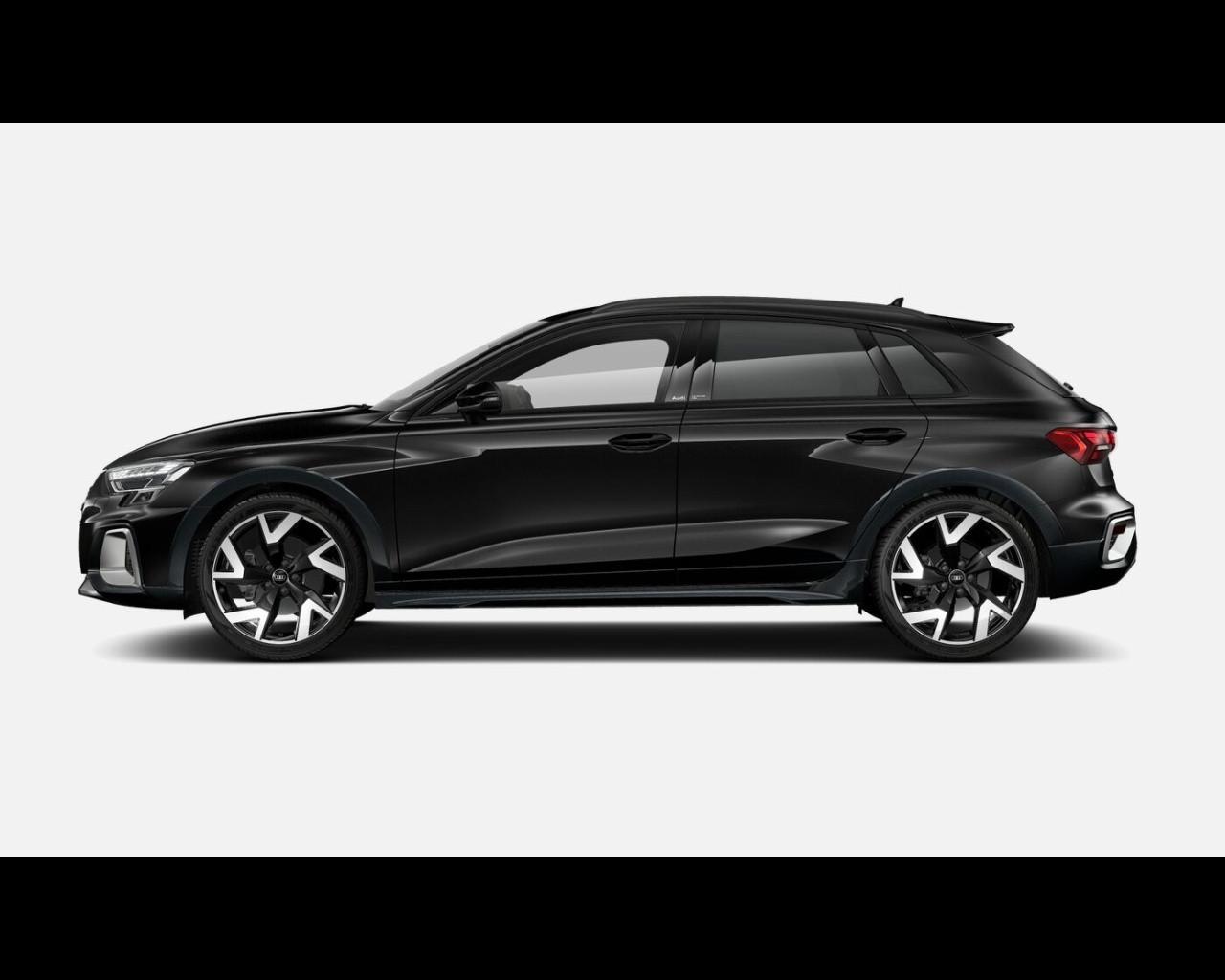 AUDI Audi A3 allstreet Identity Contrast 35 TFSI 110(150) kW(CV) S tronic