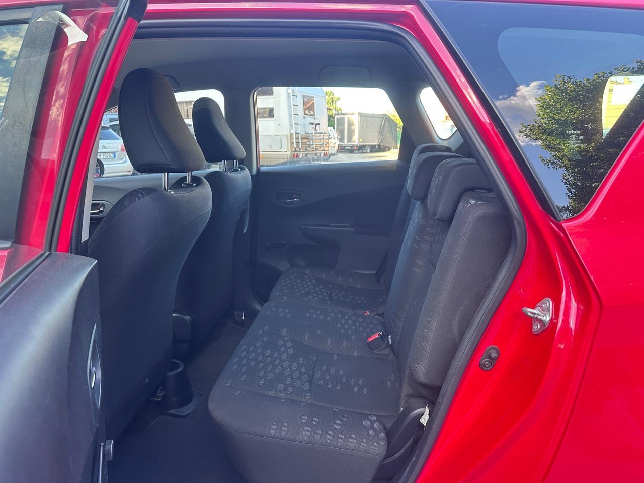 Subaru Trezia 1.4D-S 6MT Exclusive automatico