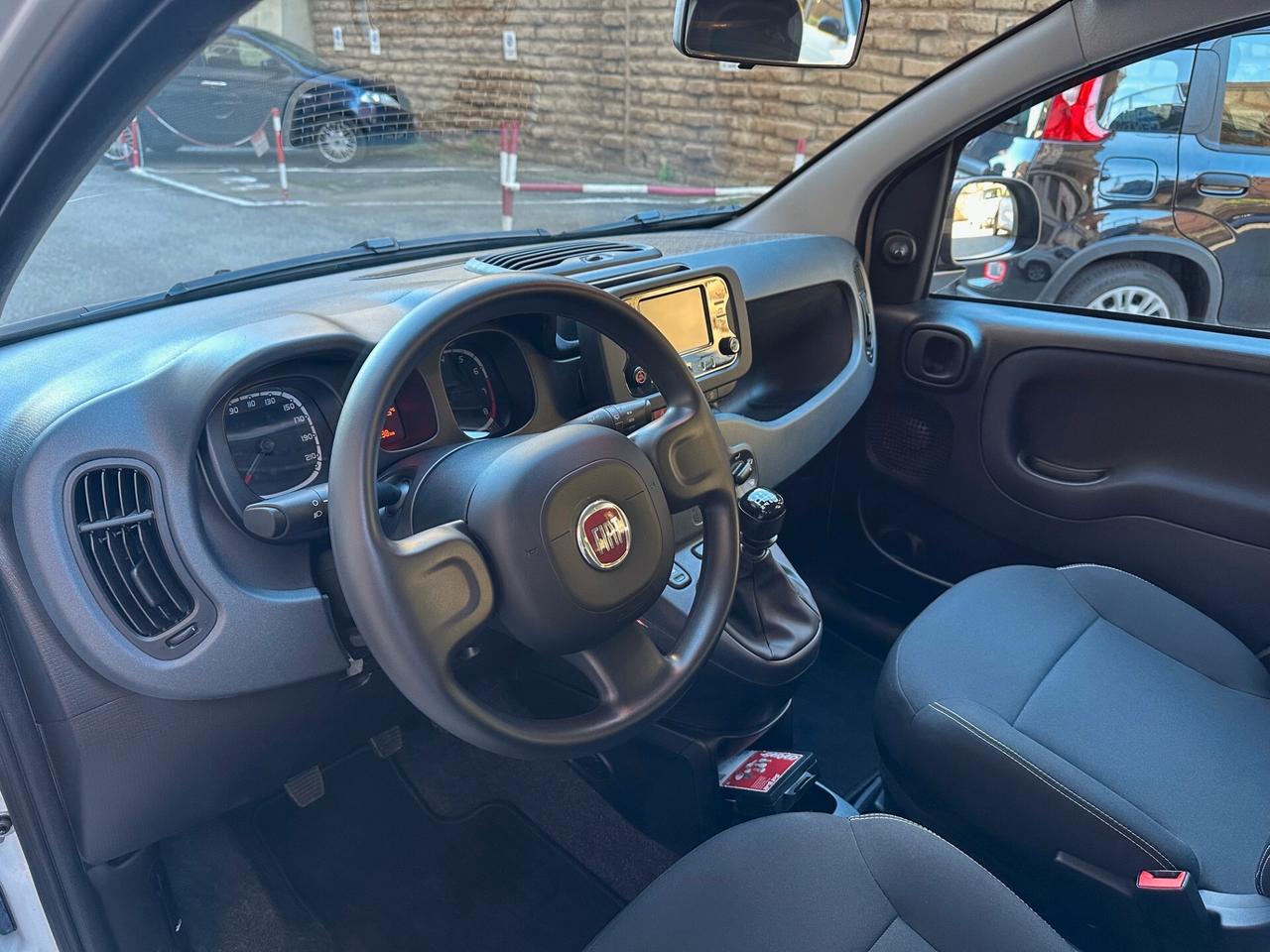 Fiat Panda 1.0 HY 06/24 KM.8238 UNIPRO.