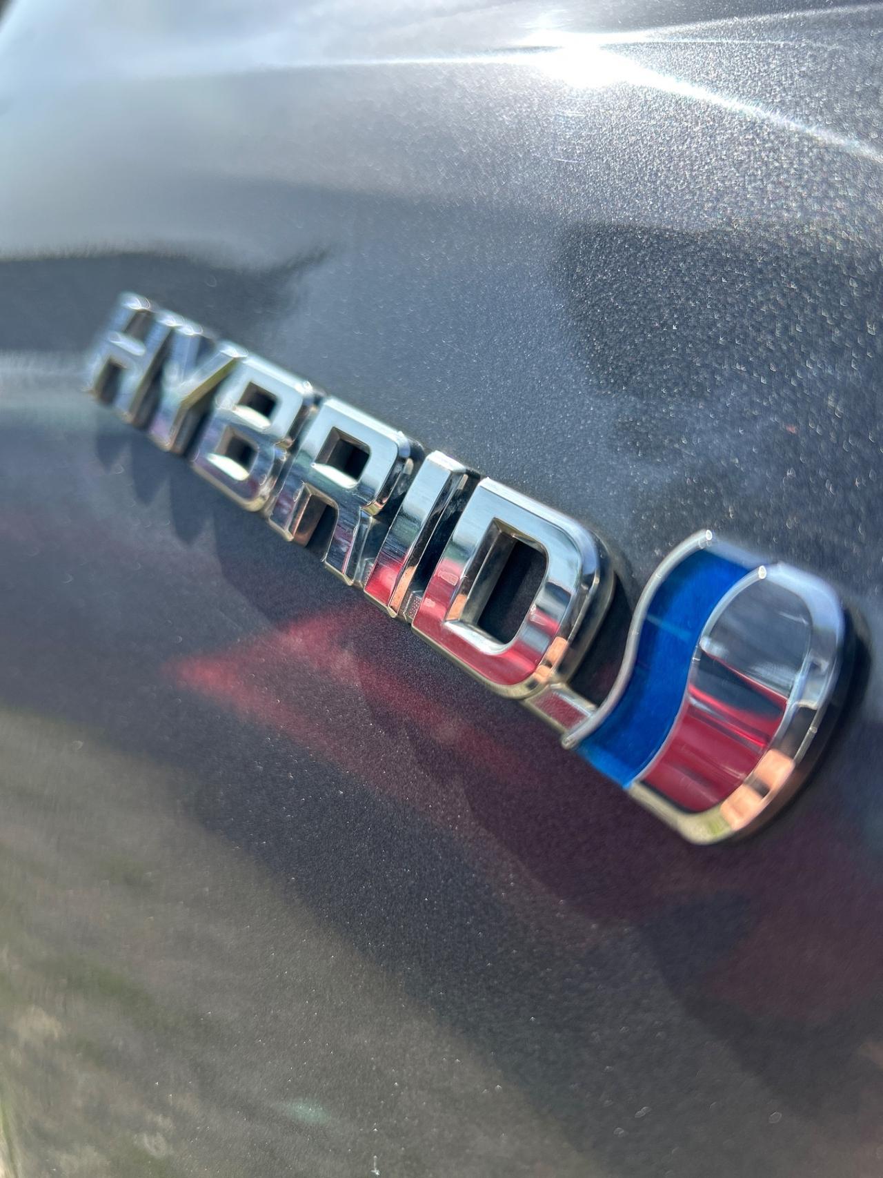 Toyota RAV4 2.5 Hybrid 2WD*NAVI*PELLE*RETROCAMERA*