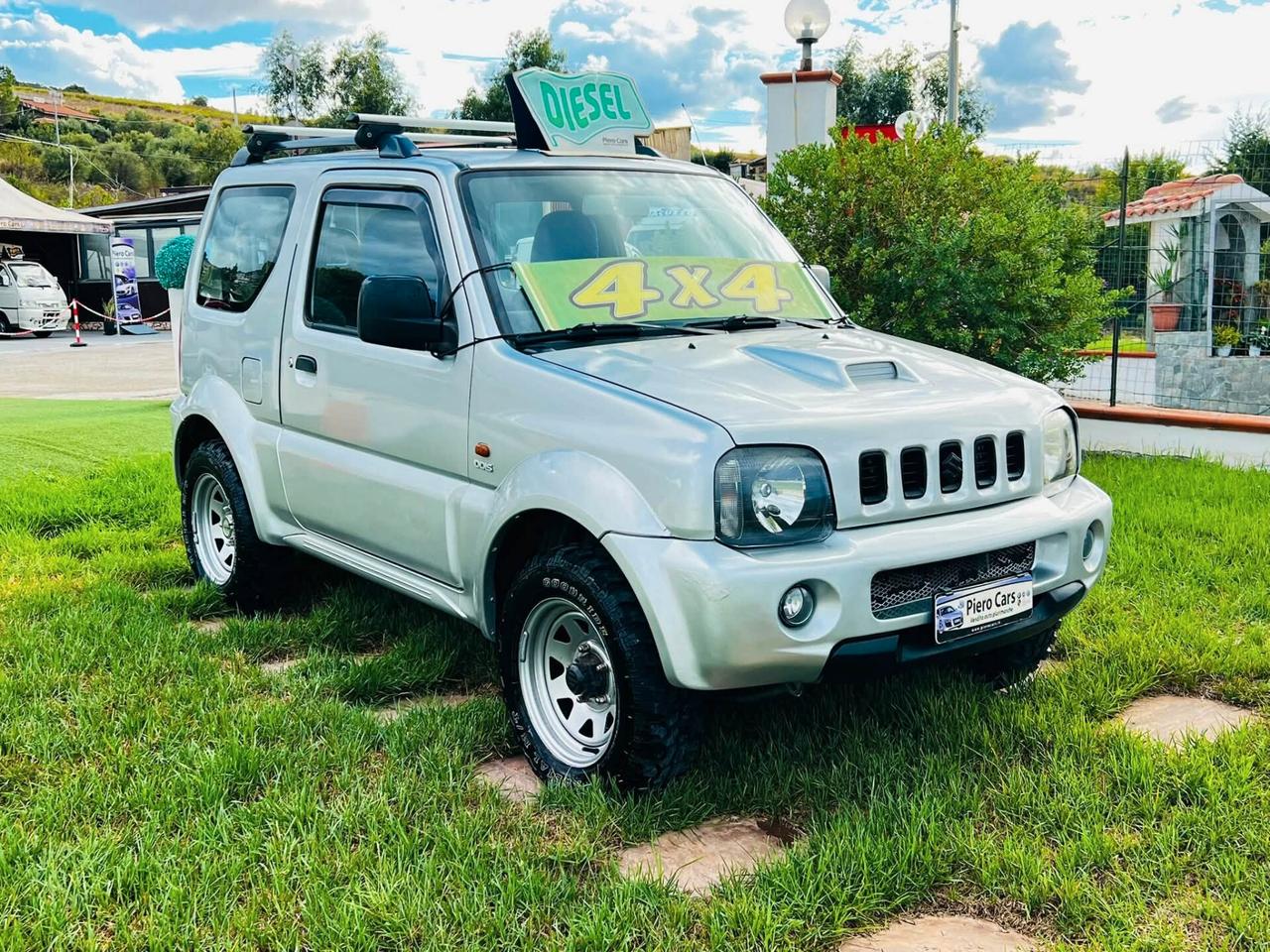 SUZUKI JIMNY 1.5 DIESEL 4X4 ANNO 2005 CON GANCIO TRAINO