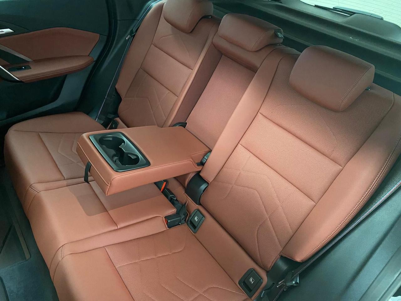 BMW iX1 eDrive20 Pacchetto M Sport Pro-Ok Neopatentati-LEGGI SOTTO
