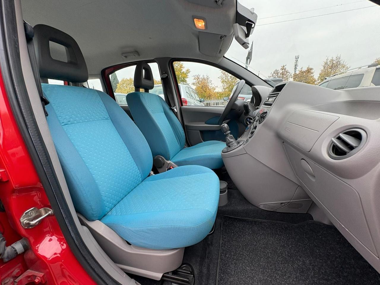 FIAT PANDA 1.2 BENZINA SI A NEOPATENTATI KM 50.668