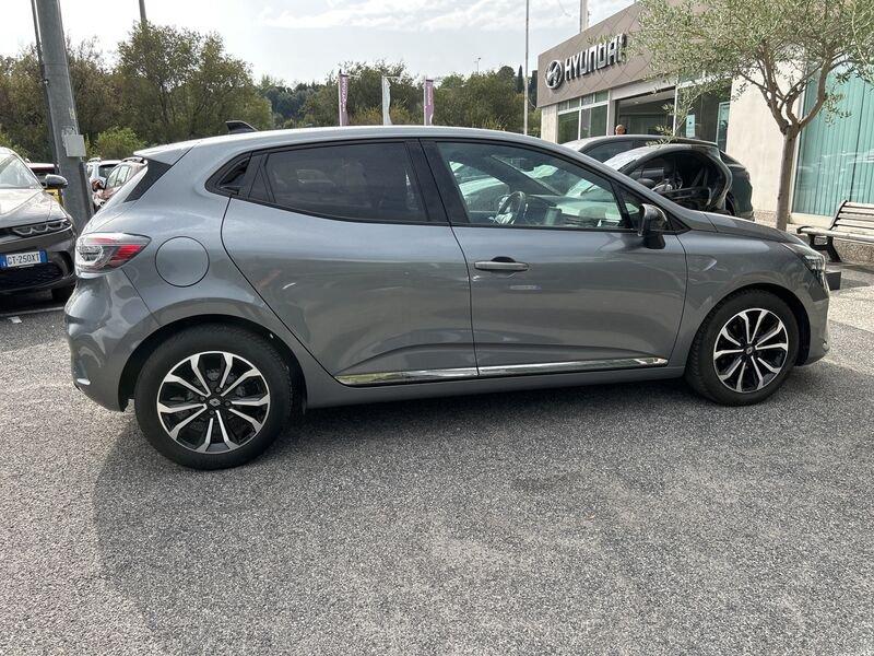 Renault Clio V 2023 1.0 tce Techno 90cv