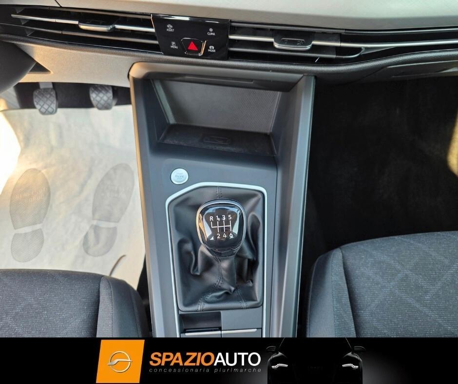 Volkswagen Golf VIII NUOVO MODELLO 2.0 TDI SCR *LUXURY 1ST* FULL