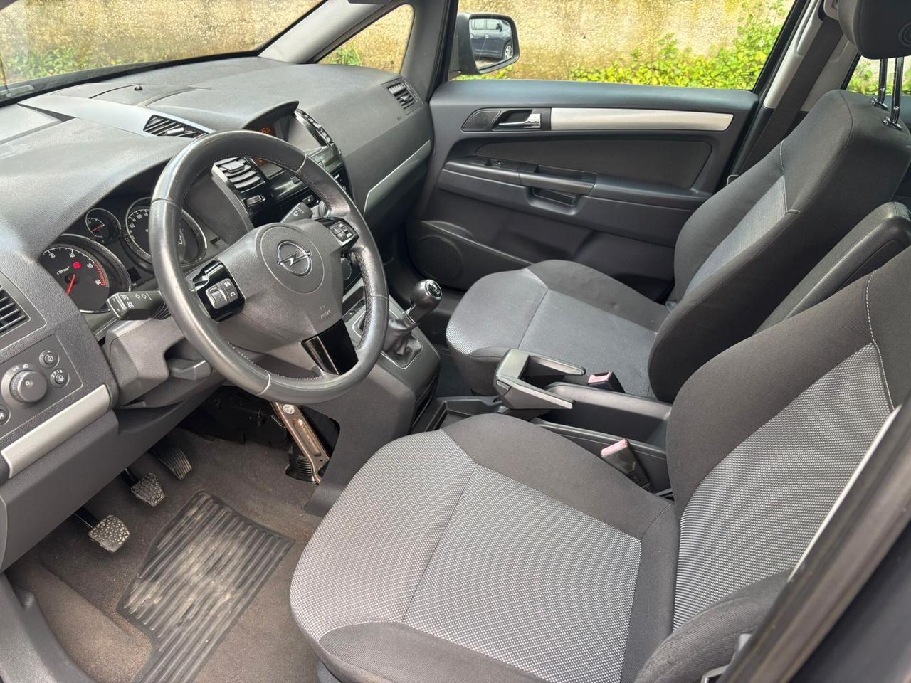 OPEL ZAFIRA 1.7 CDTI (7 posti ) Cosmo - 2011