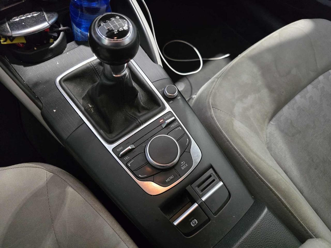 AUDI A3 SPB 1.6 TDI clean diesel Ambition