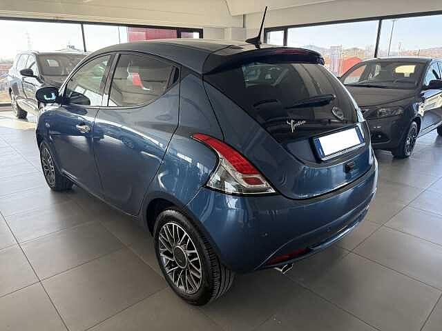 Lancia Ypsilon 1.0 FireFly Hybrid Gold Plus