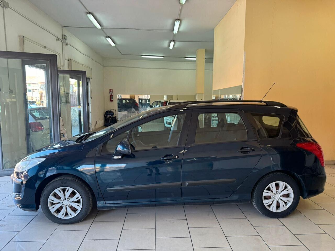 Peugeot 308 1.6 HDI 90 cavalli S. W.