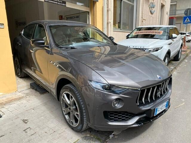 Maserati Levante V6 Diesel 275 CV AWD Granlusso