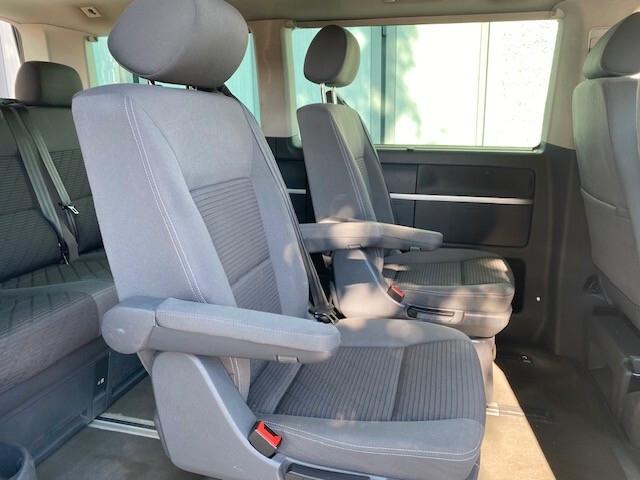 Volkswagen Multivan T5 2.0 bitdi Highline 180cv gancio traino