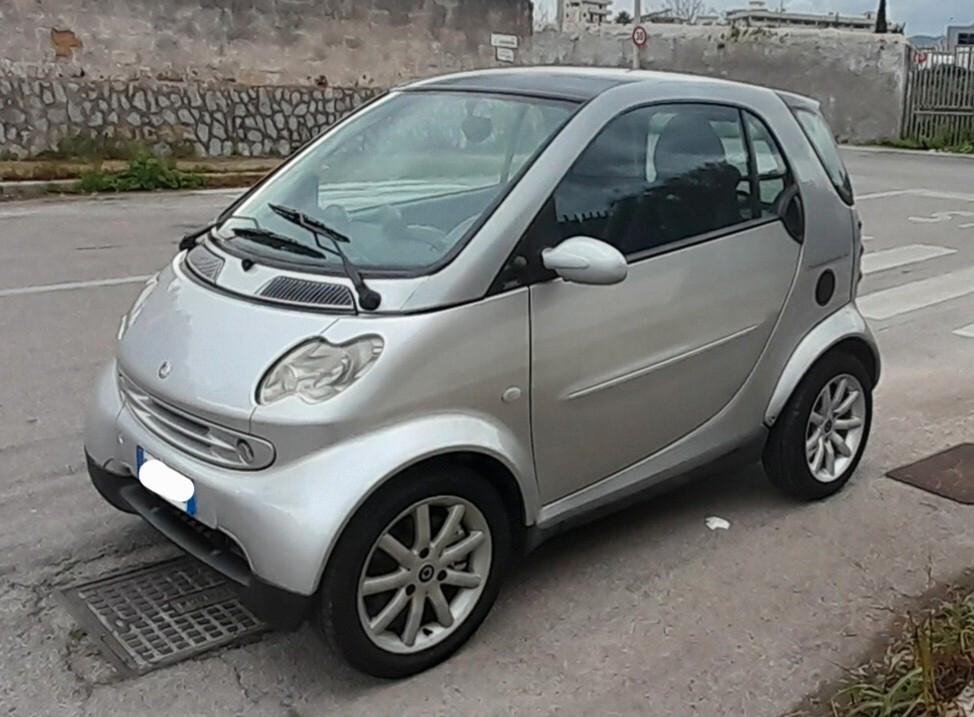 Smart ForTwo 700 coupé pure (37 kW)