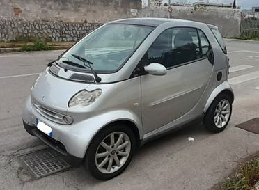 Smart ForTwo 700 coupé pure (37 kW)