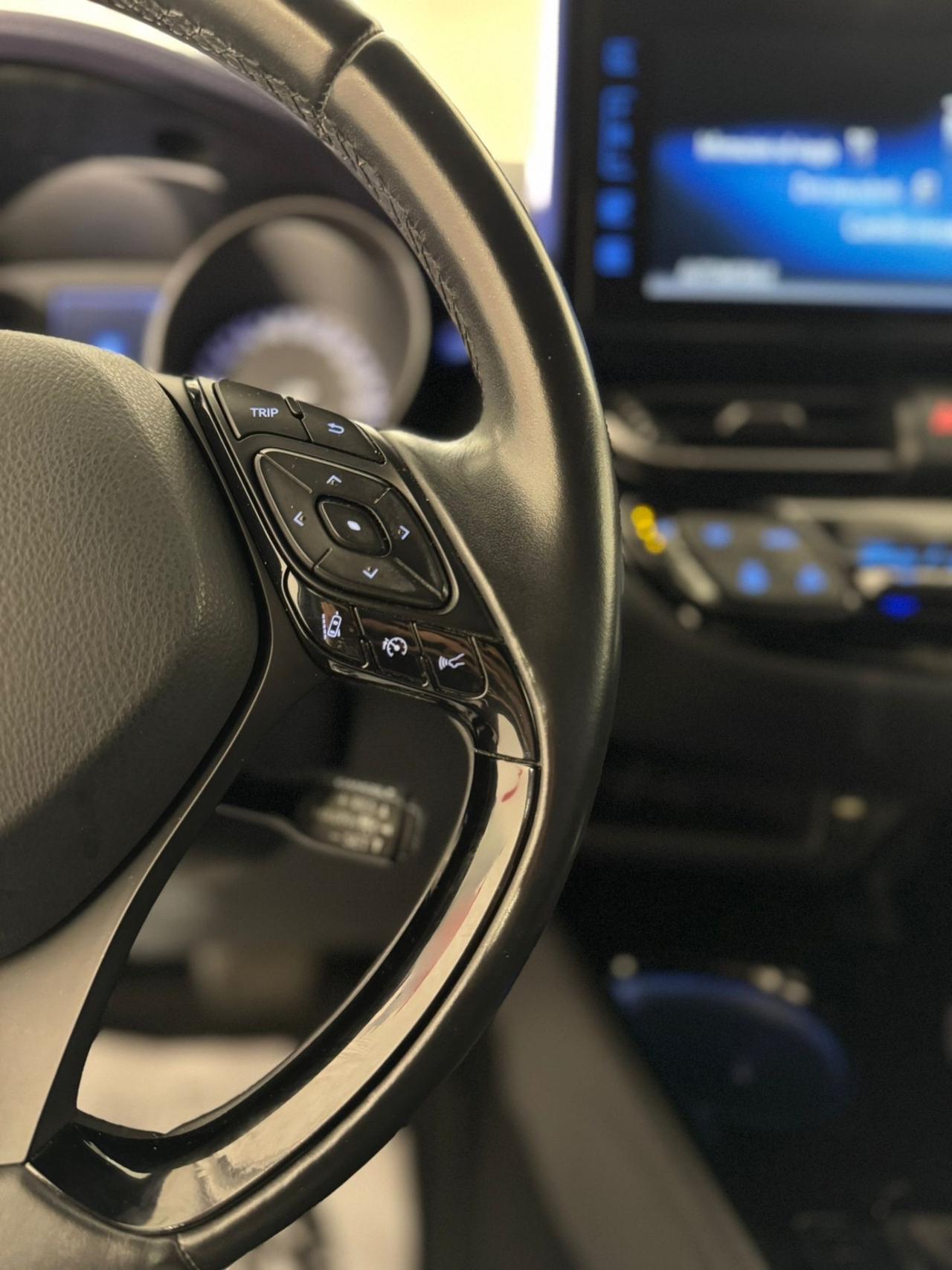Toyota C-HR 1.8 Hybrid E-CVT Lounge