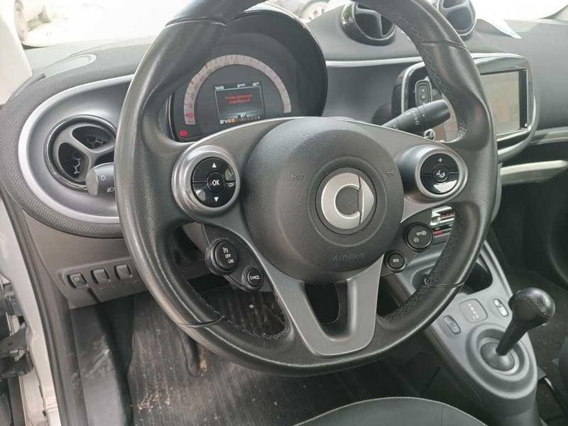 smart fortwo 3ª s. (C453) 70 1.0 twinamic cabrio Passion