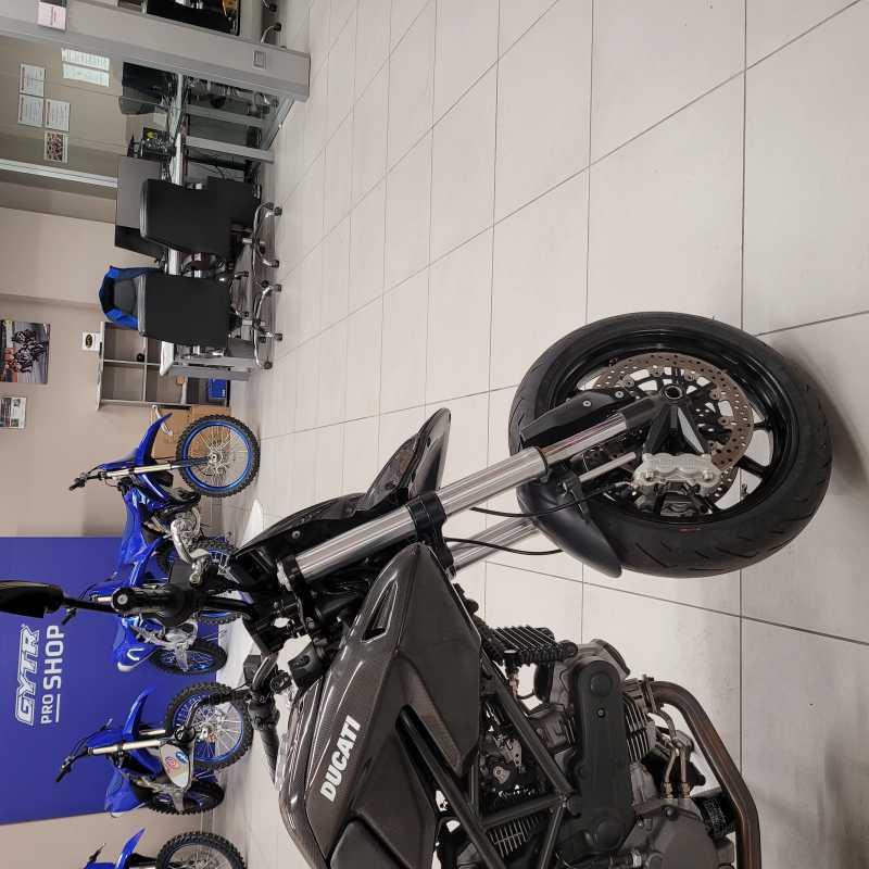 Ducati Hypermotard 796 - 2011