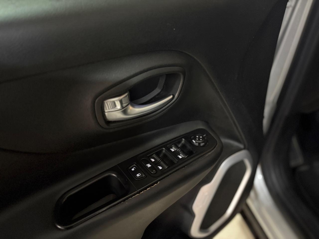 Jeep Renegade 1.6 Mjt 120 CV Limited permute finanziamenti