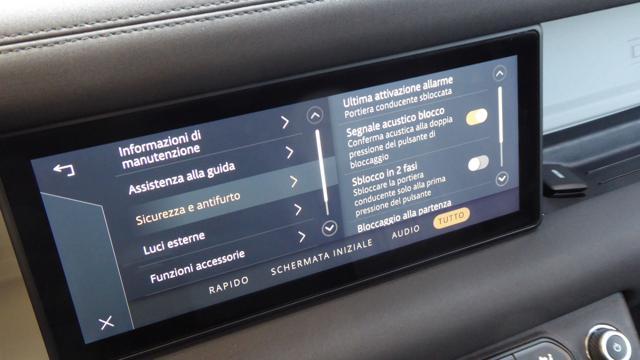 LAND ROVER Defender 110 2.0 SD4 AWD Auto S 7pt