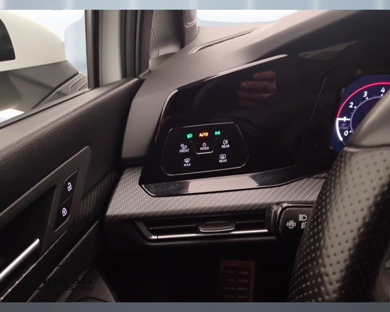 VOLKSWAGEN Golf VIII 2020 - Golf 1.5 etsi evo R-Line 130cv dsg