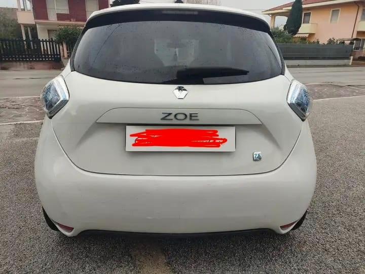 Renault ZOE Life solo da Qualitycars Pescara